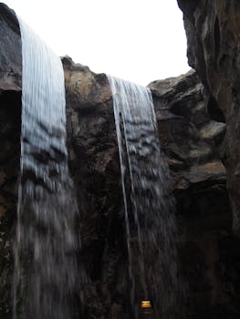 券商行业高质量发展新阶段开启；华泰柏瑞证券ETF正式上市；为配置低估值资产提供便捷路径。