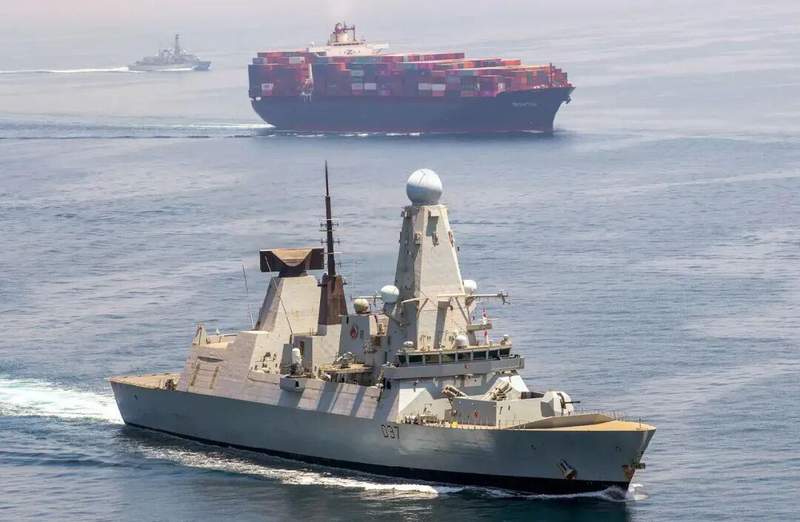  美国海军“福特”号航母突发火灾，紧急从“肯尼迪”号拆借床垫补救；霍尔木兹海峡护航面临严峻考验，美国盟友态度消极。 新闻 美国海军“福特”号航母突发火灾，紧急从“肯尼迪”号拆借床垫补救；霍尔木兹海峡护航面临严峻考验，美国盟友态度消极。 新闻