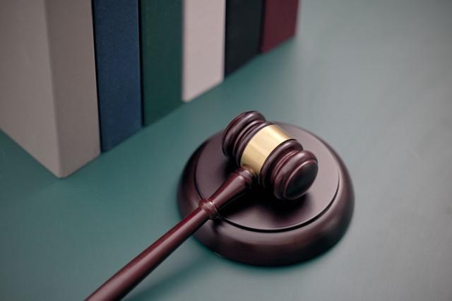  火腿库房喷洒农药酿成大祸；经营者因残留超标面临刑罚；食品安全规范亟待强化落实。 新闻 火腿库房喷洒农药酿成大祸；经营者因残留超标面临刑罚；食品安全规范亟待强化落实。 新闻 火腿库房喷洒农药酿成大祸；经营者因残留超标面临刑罚；食品安全规范亟待强化落实。 新闻