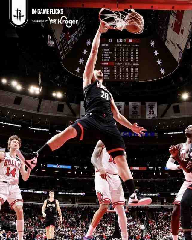  客场失利暴露短板；火箭三分命中率欠佳，替补火力明显不足；公牛多点开花轻松取胜。 体育新闻