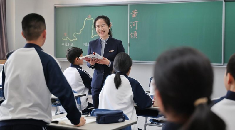  春分时节看雄安，；总书记考察传递重要信号。 新闻 春分时节看雄安，；总书记考察传递重要信号。 新闻