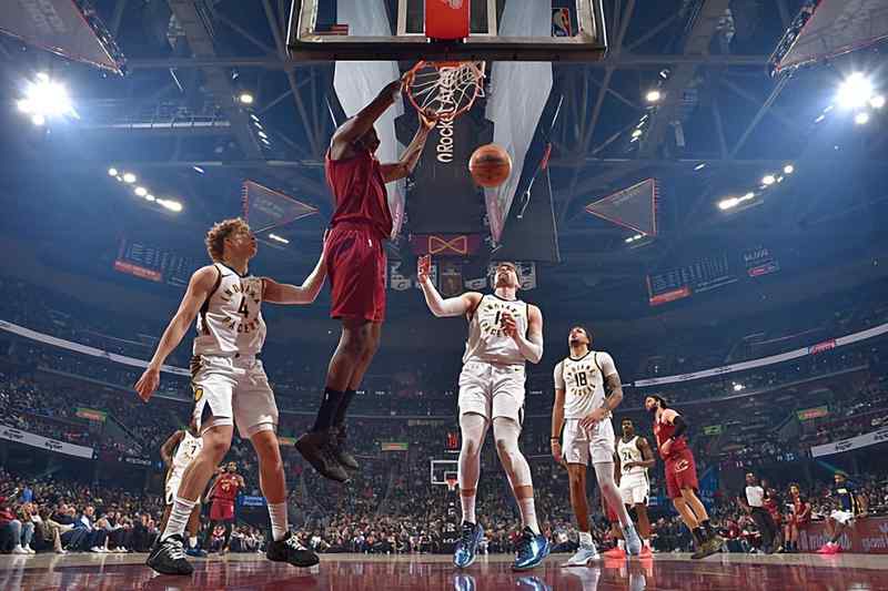  替补席的奇兵觉醒：托马斯·布莱恩特如何成为骑士内线的秘密武器？ 体育新闻 替补席的奇兵觉醒：托马斯·布莱恩特如何成为骑士内线的秘密武器？ 体育新闻