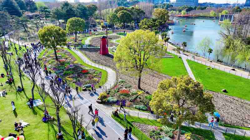  技术驱动下的城市滨水更新：北京北小河“樱花河流”治理方法论 文化旅游